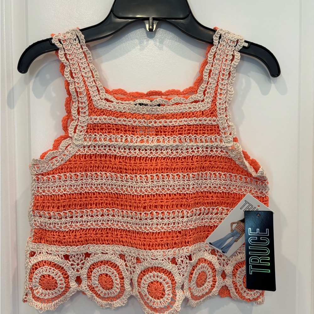 Truce Crochet Knit Top. Orange and Cream. Girls S (7/8). NWT